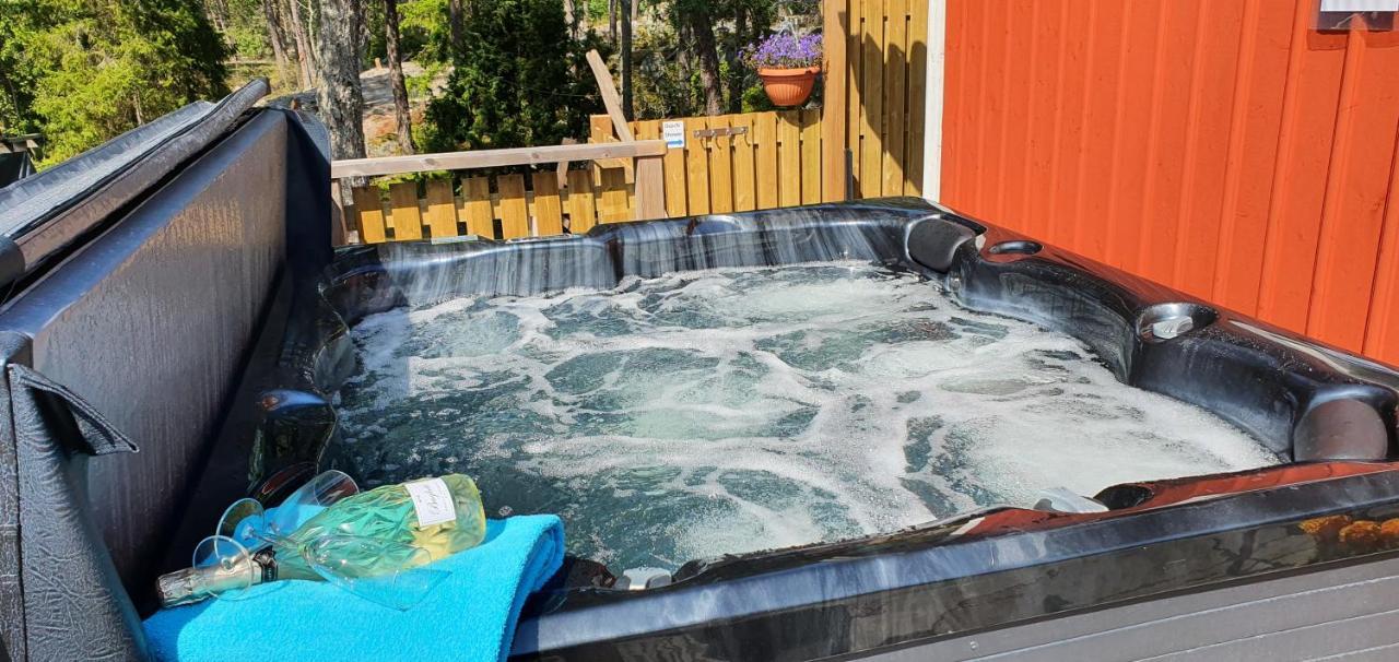 Moeja Stuga I Stockholms Skaergard المظهر الخارجي الصورة